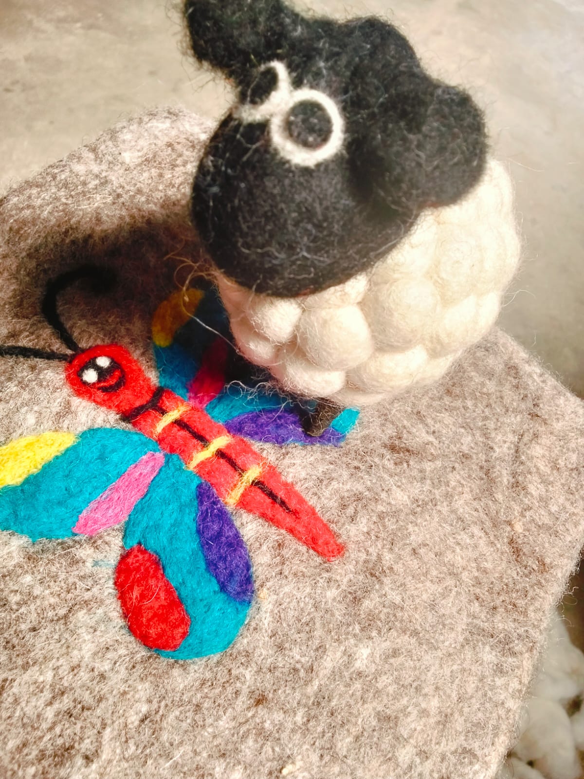 🐑🖤🤍 Tuxedo Wool Sheep (JF-16)